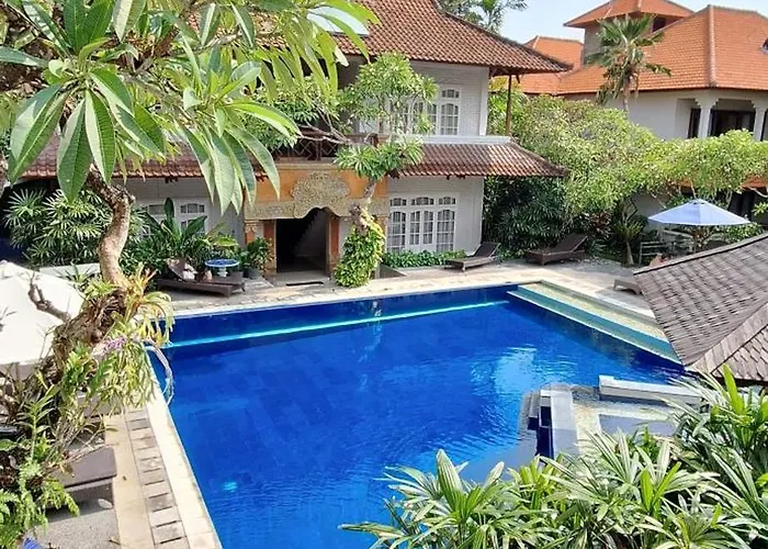Hotel The Taman Ayu 10 Minute Walking To The