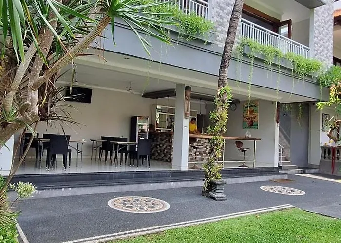 Hotel The Taman Ayu 10 Minute Walking To The