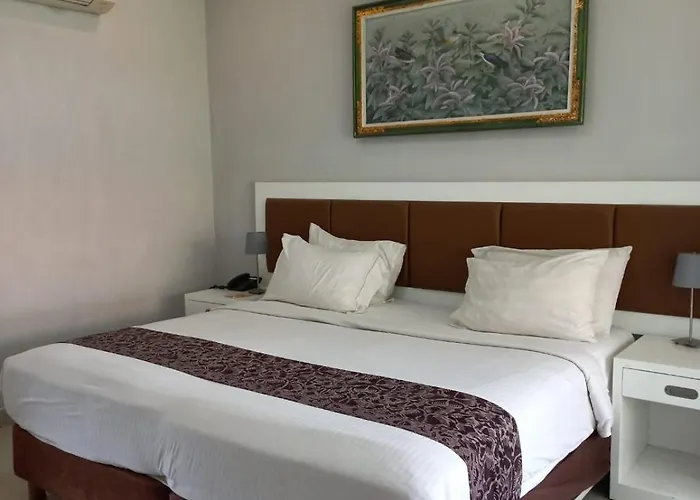 Hotel The Taman Ayu 10 Minute Walking To The