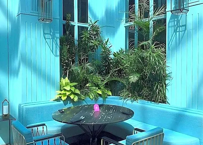Hotel The Taman Ayu 10 Minute Walking To The
