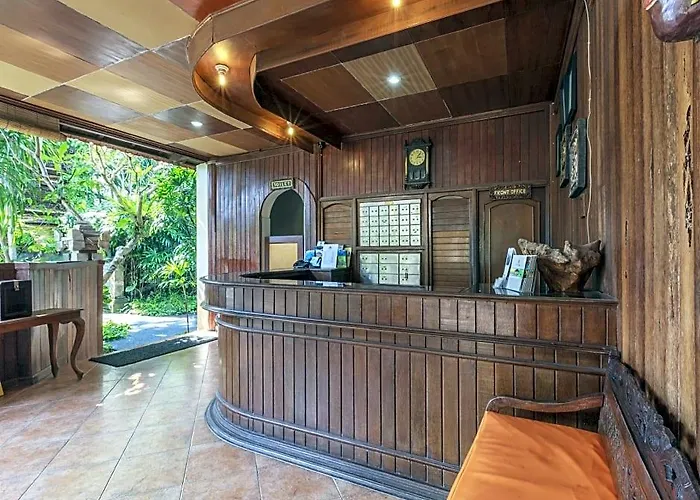 The Taman Ayu 10 Minute Walking To The Hotel 4*