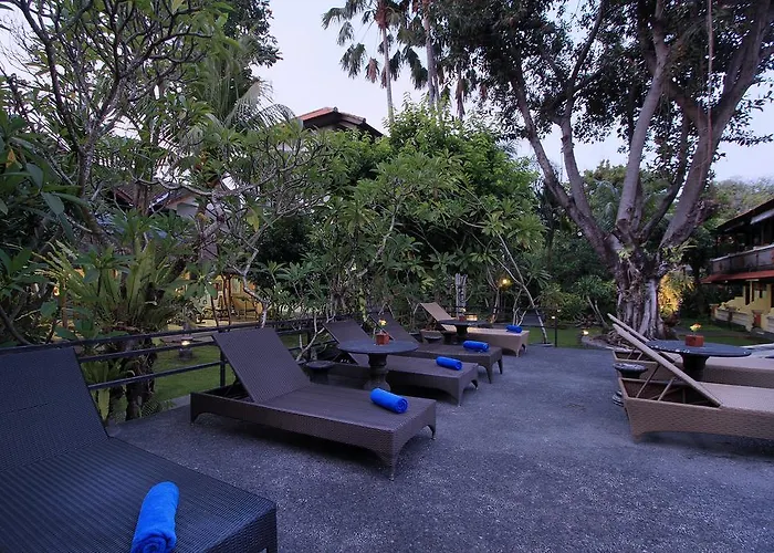 Hotel The Taman Ayu 10 Minute Walking To The