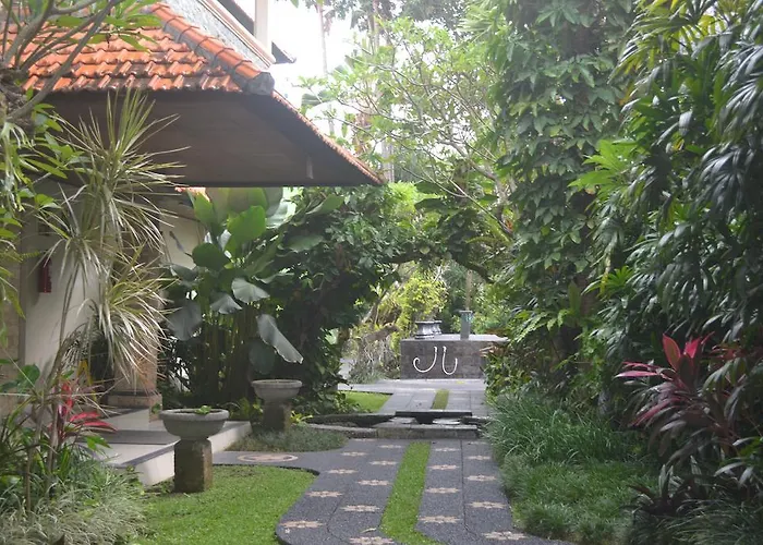 The Taman Ayu 10 Minute Walking To The 4*